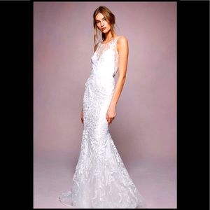New! Marchesa Embroidered Tulle Trumpet Wedding Dress
